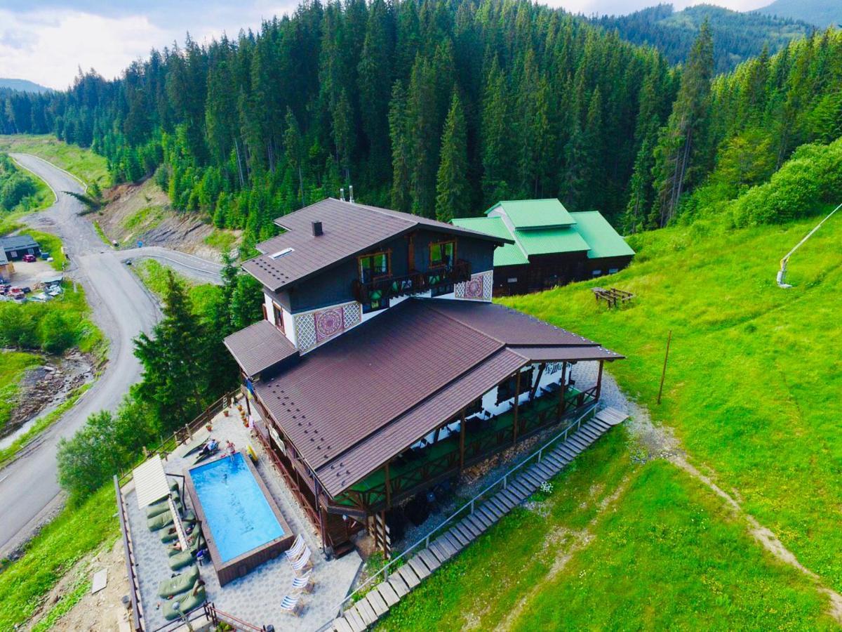 Chalet Crepdechine Hotel Bukovel Esterno foto