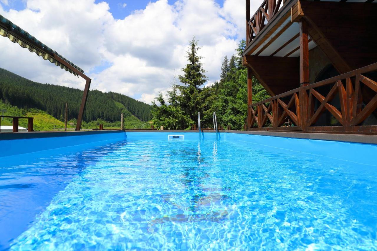 Chalet Crepdechine Hotel Bukovel Esterno foto