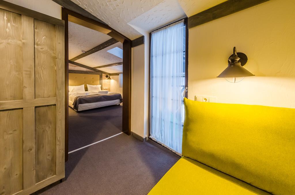 Chalet Crepdechine Hotel Bukovel Esterno foto