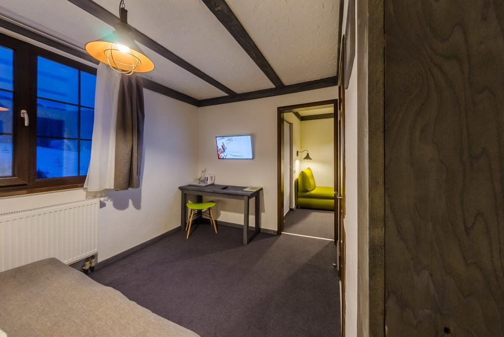 Chalet Crepdechine Hotel Bukovel Esterno foto