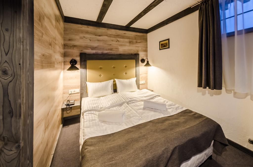 Chalet Crepdechine Hotel Bukovel Esterno foto